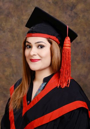 Farah Aijaz Qureshi